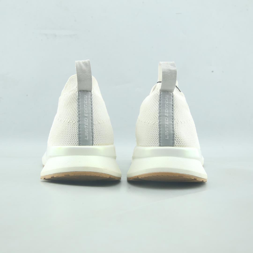 LEVITATE 4 LE