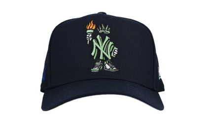 9FIFTY New York Yankees Statue Cartoon A Frame Snapback Hat "Black" NE337