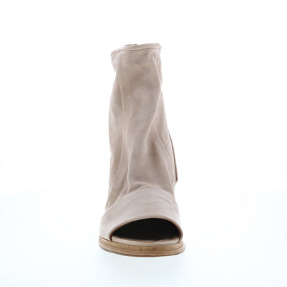 Bertrand A85004-101 Womens Beige Leather Zipper Block Heels Shoes