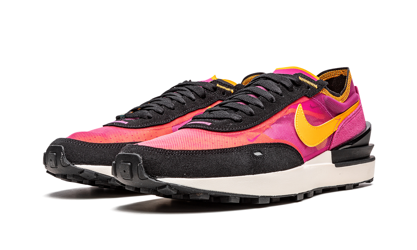 WAFFLE ONE WMNS"Active Fuchsia" DC2533 600