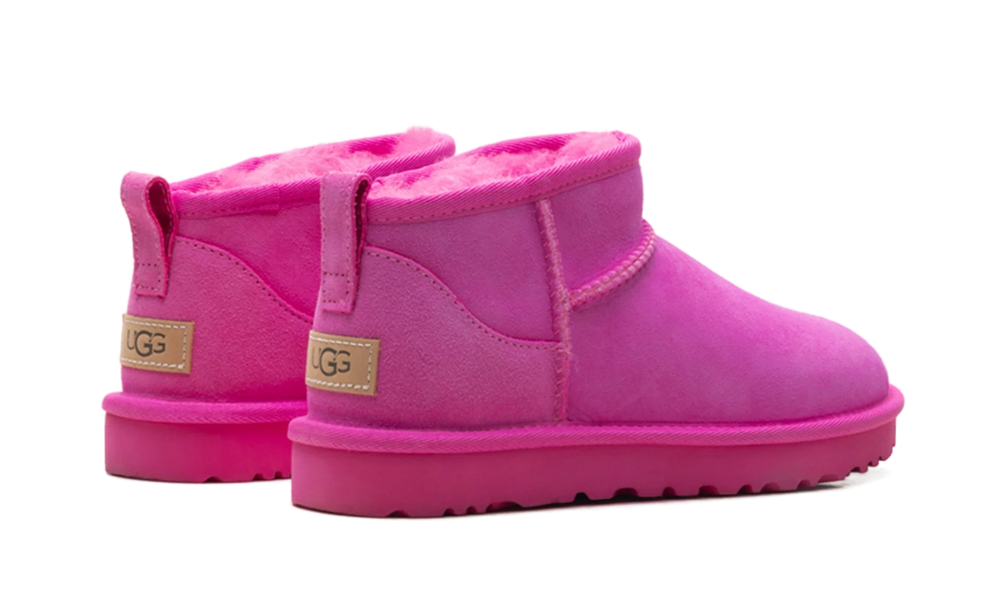 Classic Ultra Mini Boot WMNS "Carnation" 1116109 CRNT
