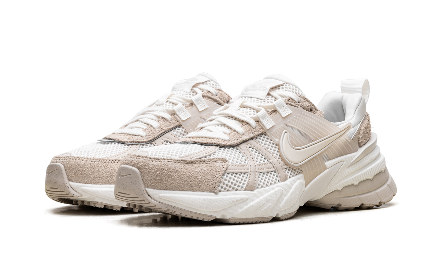 V2K Run WMNS"Sail Sand Drift" HV3917 133