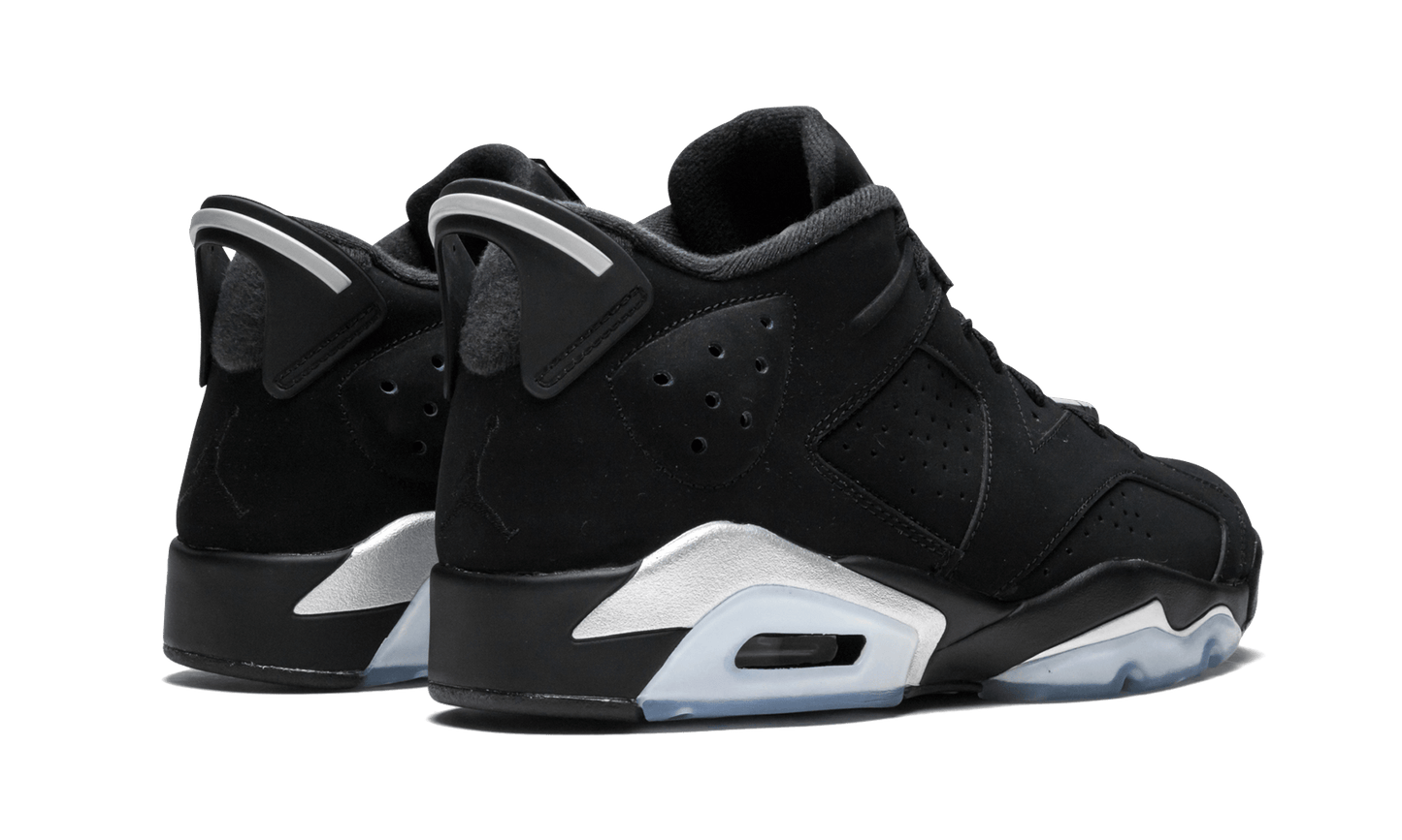 6 Retro Low "Metallic Silver" 304401 003