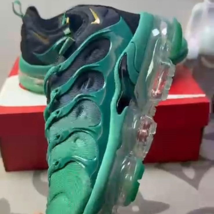 VaporMax Plus City Special Atalanta