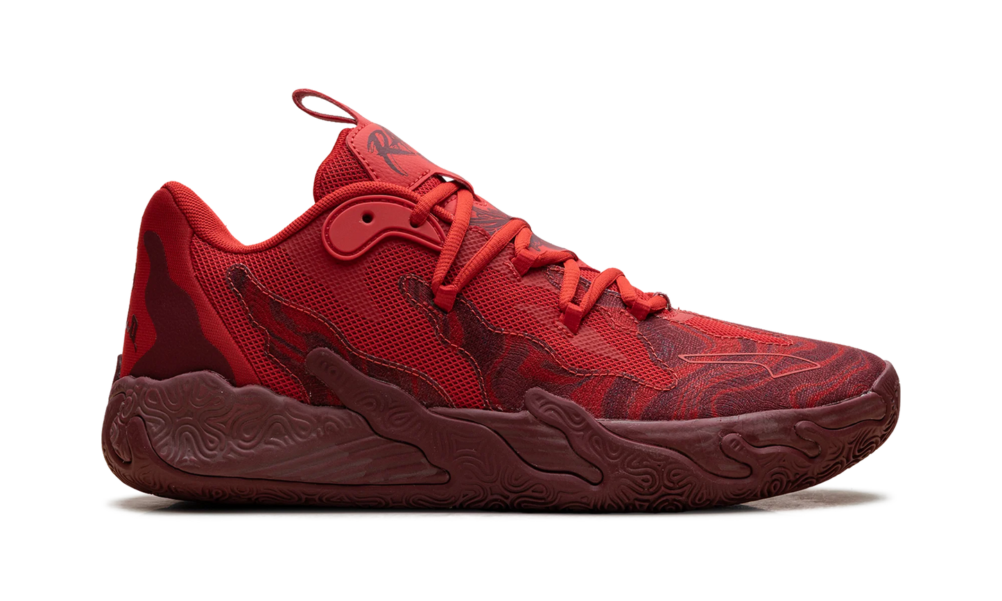 MB.03 Low "Team Bank Pack - Red" 310519 02