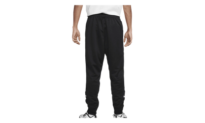 Air Joggers "Black / Summit White" FN7690 010