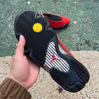 14 Retro Challenge Red