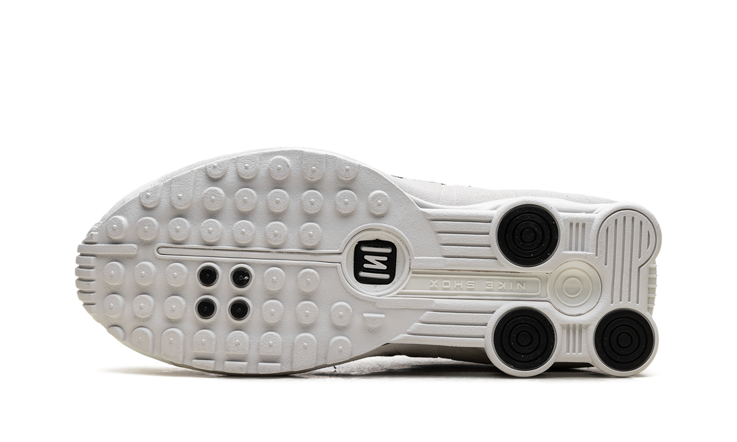 Shox R4 WMNS"White Black Suede" HQ7739 100
