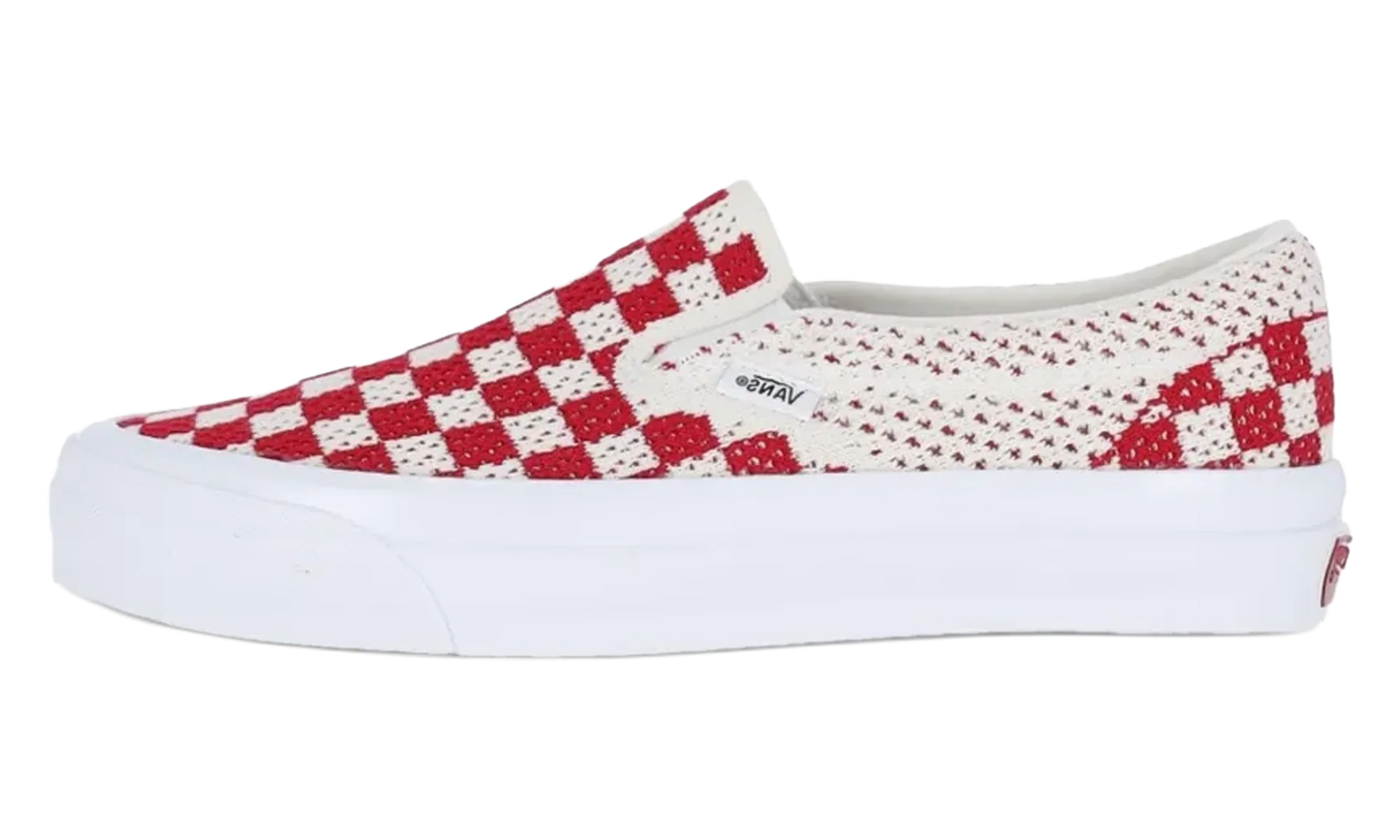 LX Classic Slip-On 98 "EK Checkerboard Red Marshmallow" VN000EG1CIS