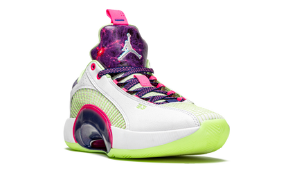 35 Low "Luka Doncic PE" DJ9805 190