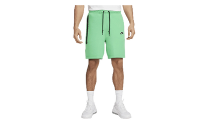 Tech Fleece Shorts "Spring Green / Black" FB8171 363