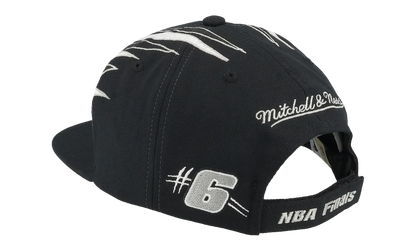 NBA Hardwood Classics 98 Champ Flipside Snapback Cap "Chicago Bulls - Black / White" HS8711 CBUBKWH