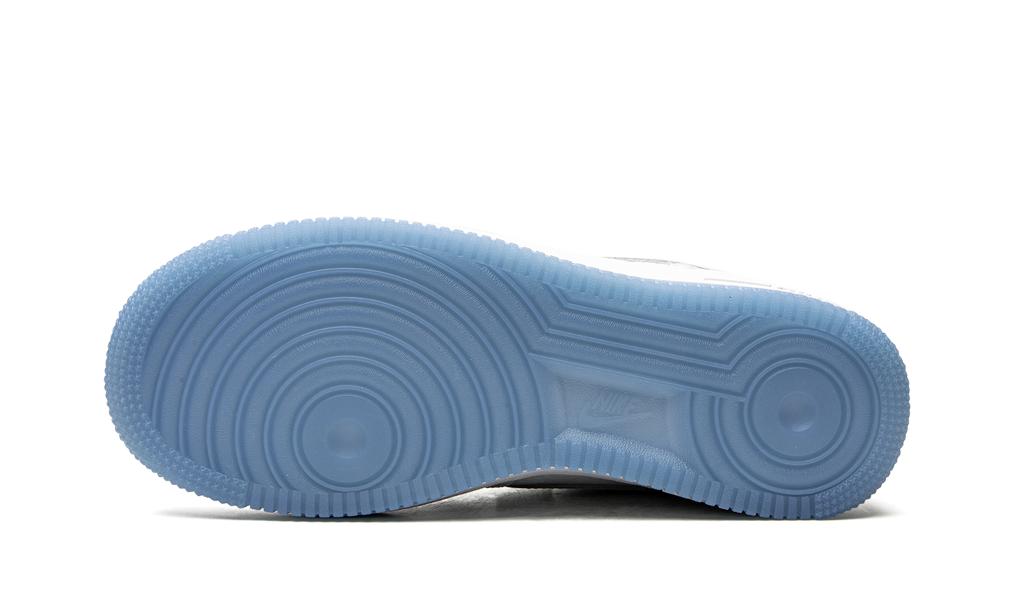 AIR FORCE 1 LO WMNS"UV Reactive Swoosh" DA8301 101