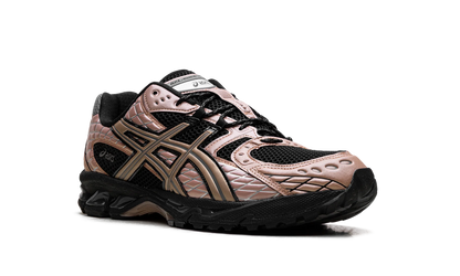 Gel-Nimbus 10.1 "Black / Rose Gold" 1203A761 001