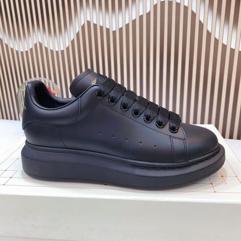 Oversized Black