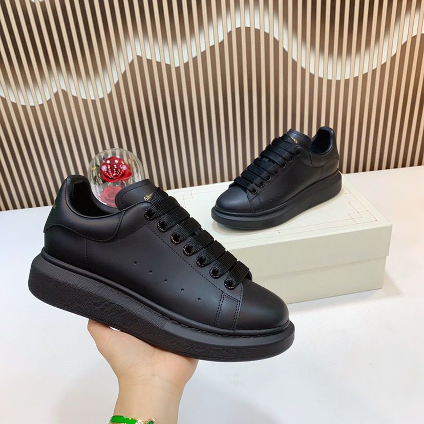 Oversized Black