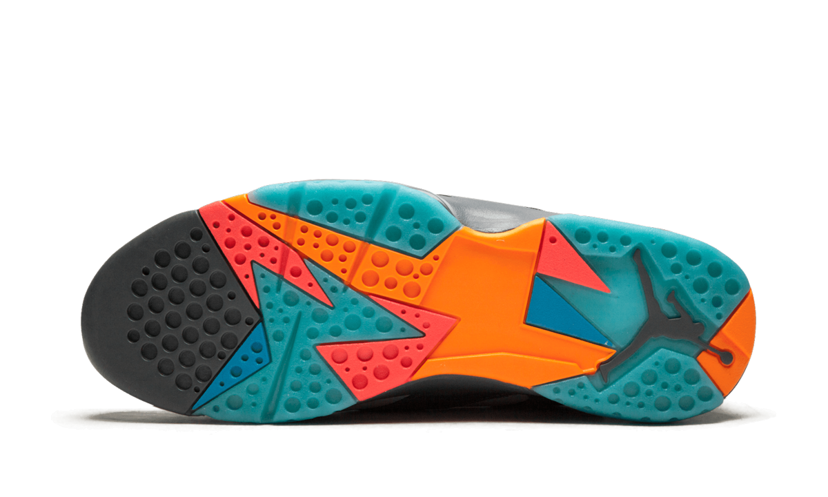 7 Retro "Barcelona Nights" 304775 016