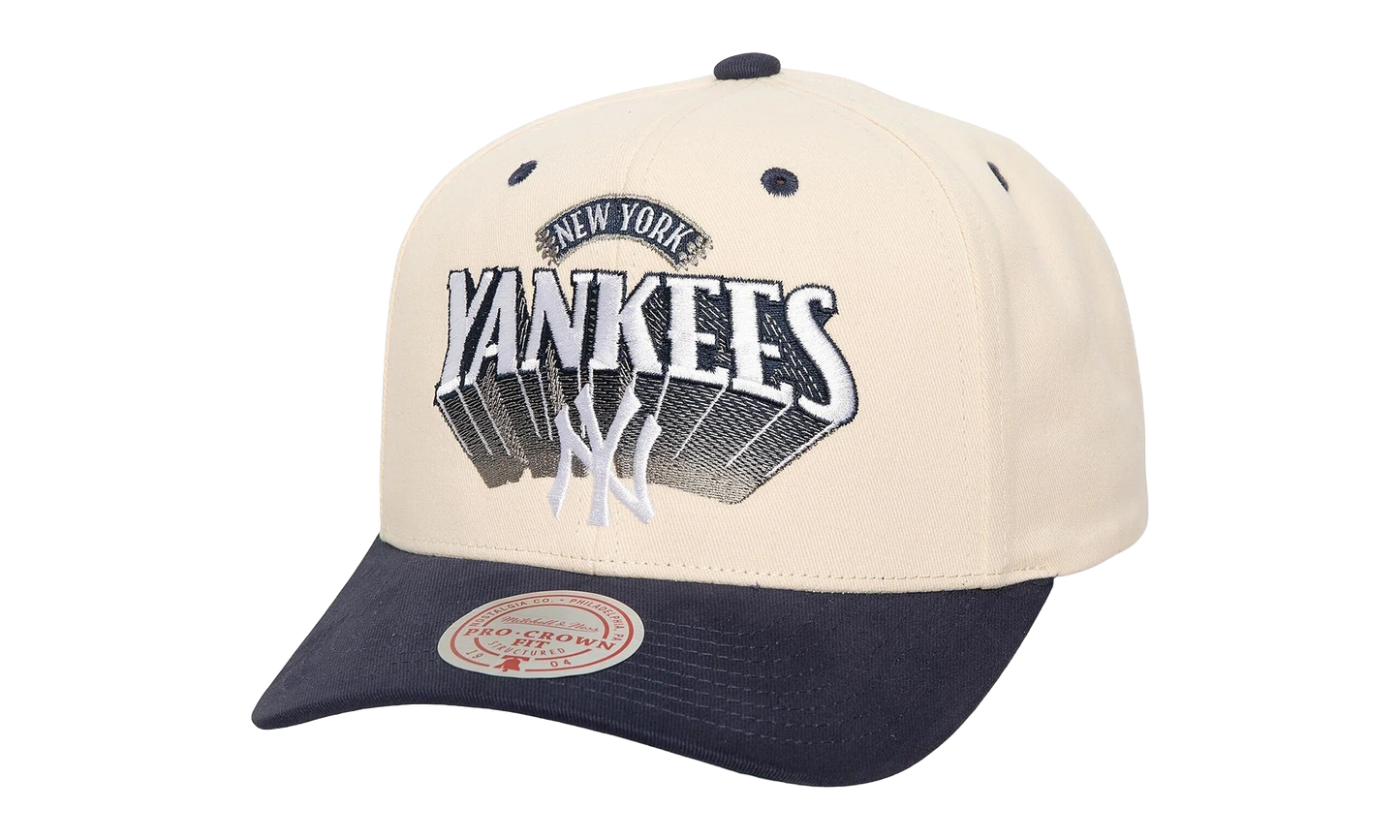 MLB Horizon Pro Snapback Cap "New York Yankees - Off White" HP8514 NYYOFWH