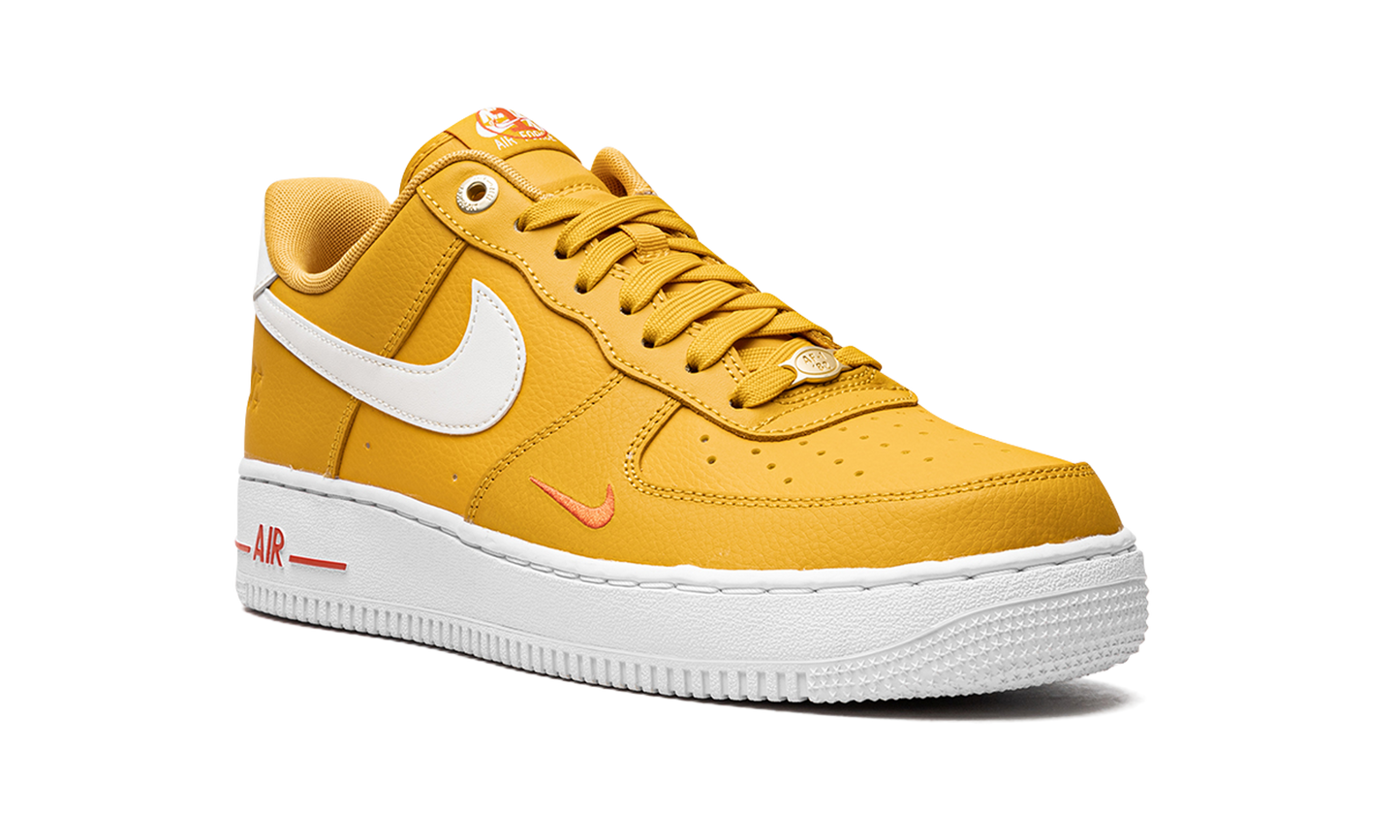 AIR FORCE 1 LO MNS WMNS"40th Anniversary" DQ7582 700