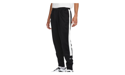 Air Joggers "Black / Summit White" FN7690 010