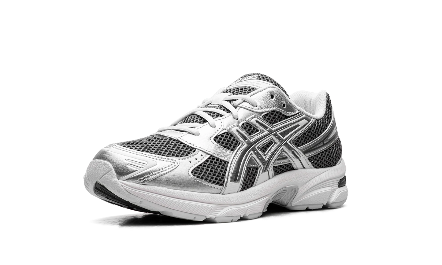 Gel-1130 GS "Carrier Grey Pure Silver" 1204A169 020