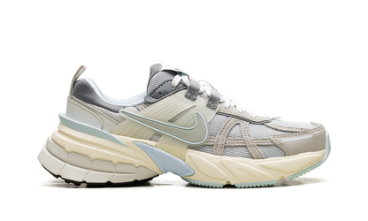 V2K Run WMNS"METALLIC PLATINUM" FZ3596 072
