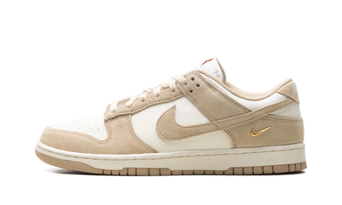 Dunk Low WMNS "Sail White Metallic Gold" IO4244 101
