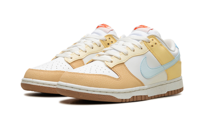 DUNK LOW WMNS"Soft Yellow" FZ4347 100