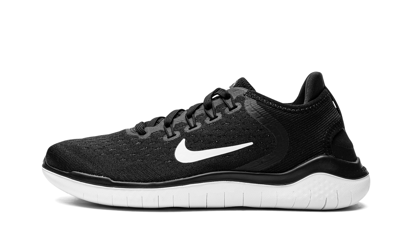 FREE RN 2018 MNS WMNS"BLACK WHITE" 942837 001
