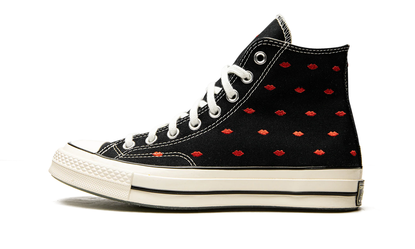 Chuck 70 Embroidered Lips High A01600C