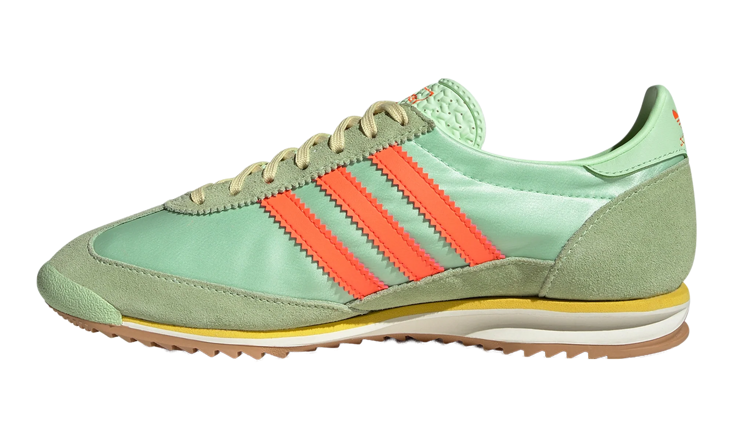 SL 72 OG WMNS "Semi Green Spark Solar Orange" JI0197
