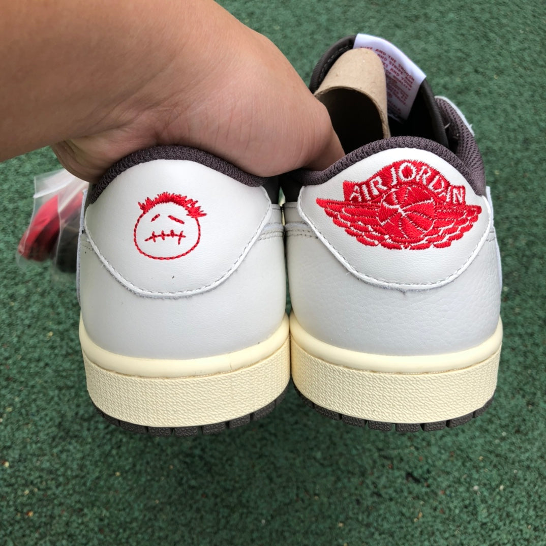 1 Travis Scott Reverse Mocha