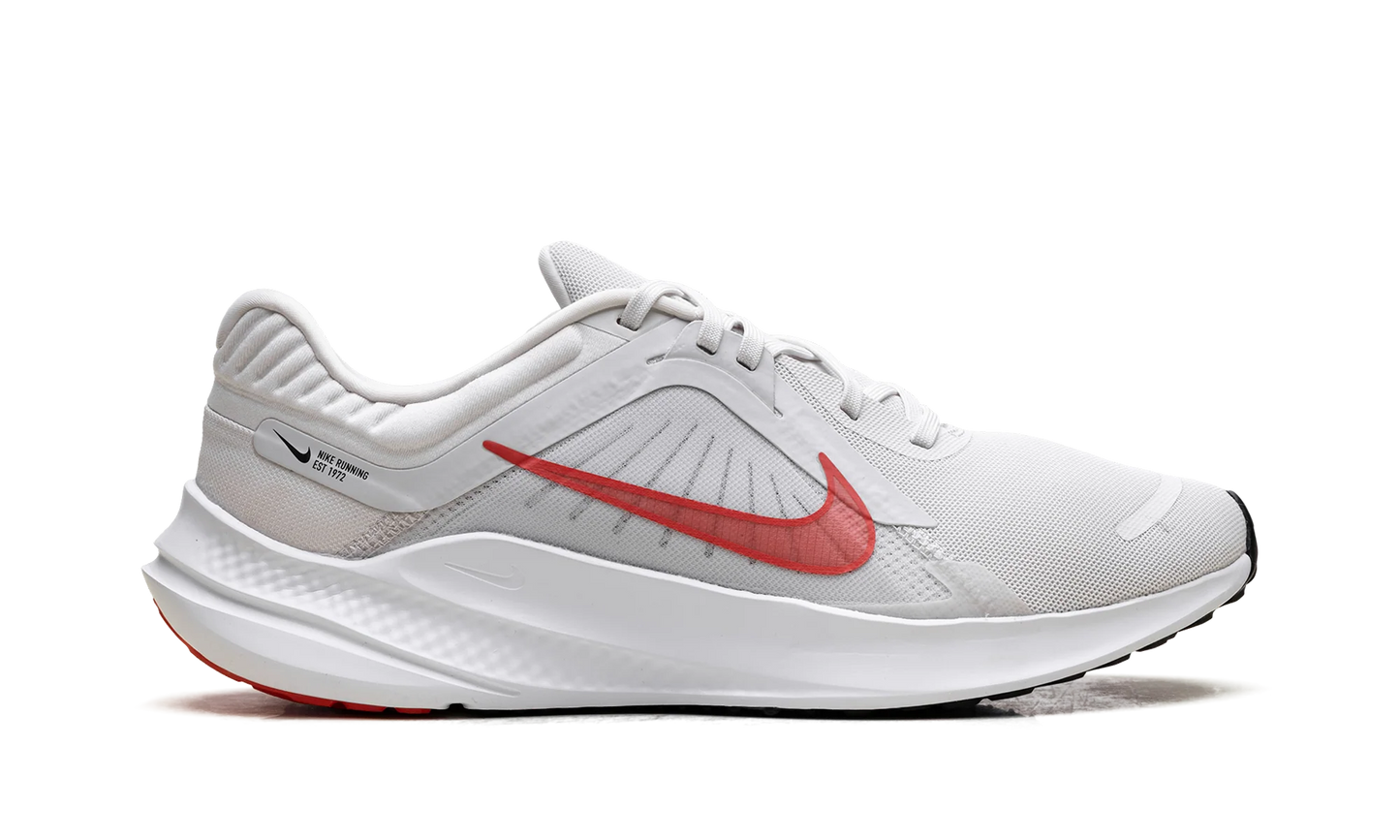 Quest 5 "Platinum Tint White Black Light Crimson" DD0204 007