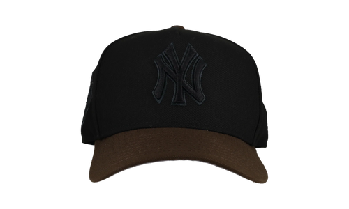 9FIFTY New York Yankees A Frame Snapback Hat "Walnut Blackout" NE340