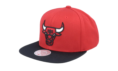 NBA Team 2 Tone 2.0 Snapback Cap "Chicago Bulls - Red / Black" HHSS3264 CBUYYPPPRDBK