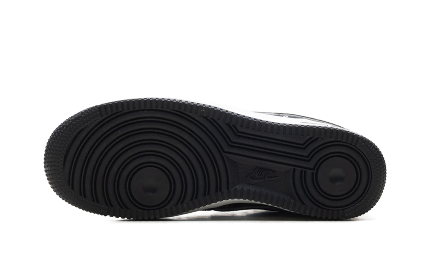 Air Force 1 '07 Premium "Black / Summit White" IM6643 010