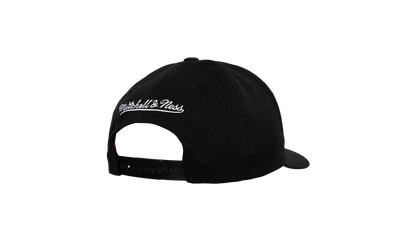 NBA Team Script 2.0 Stretch Snapback Cap "Cleveland Cavaliers - Black / Red" HHSS3281 CCAYYPPPBKRD
