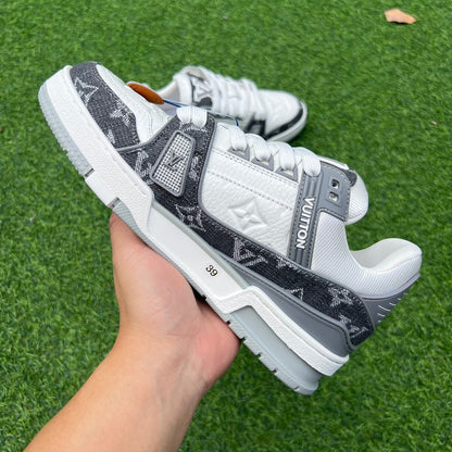 Trainer Monogram Denim Grey White