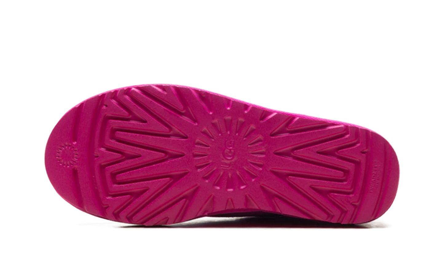 Classic Ultra Mini Boot WMNS "Carnation" 1116109 CRNT