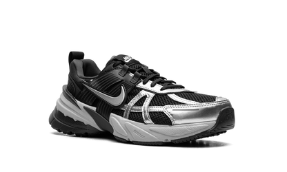 V2K Run WMNS"Black Metallic Silver" FD0736 005