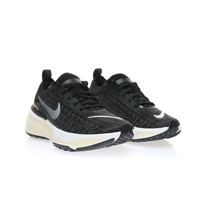 ZoomX Invincible Run 3 Oreo