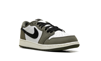 Jordan 1 Retro Low OG GS "Medium Olive" HQ6999 200