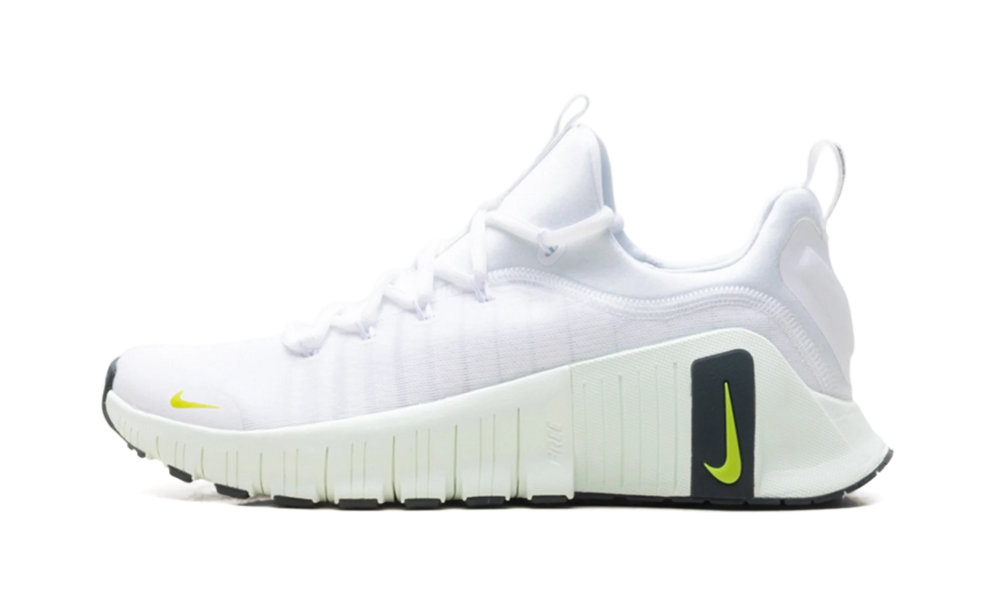 Free Metcon 6 WMNS "Barely Green" FJ7126 111