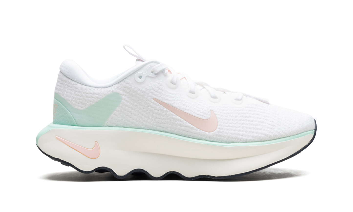 Motiva WMNS"White Mint Foam Sail Sunset Tint" HQ3506 100