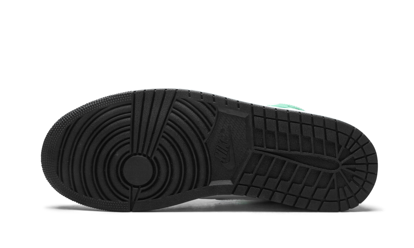 1 Mid "Island Green" 554724 132