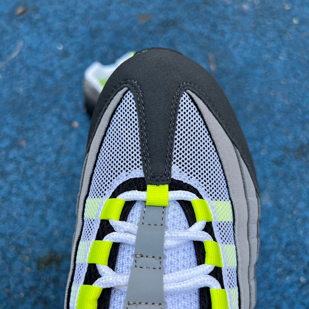 Max 95 Neon