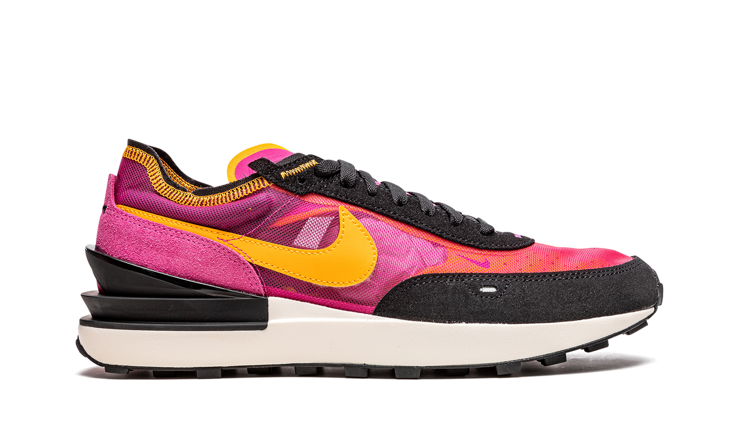 WAFFLE ONE WMNS"Active Fuchsia" DC2533 600