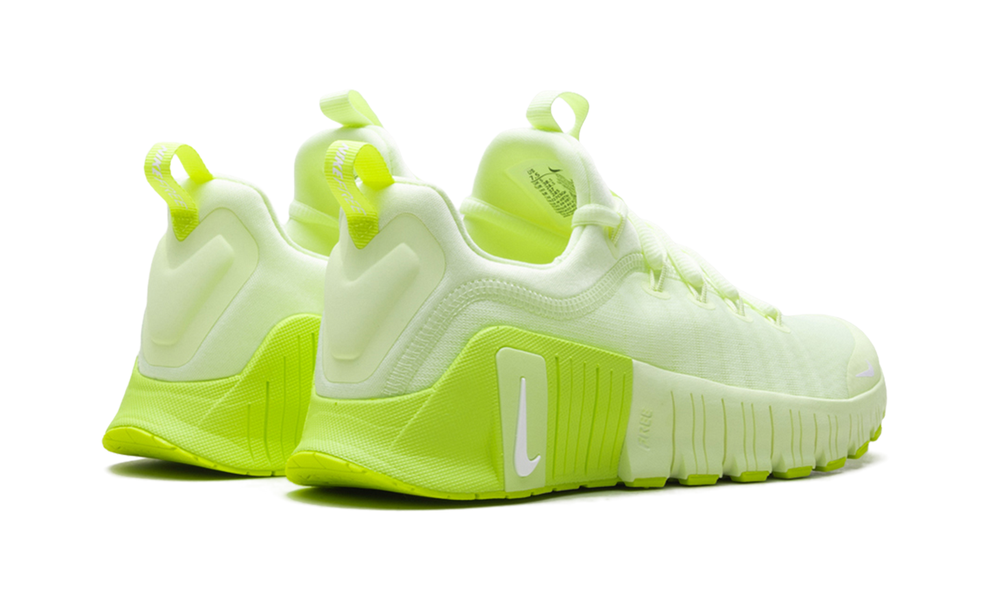 Free Metcon 6 WMNS"Volt Glow" FJ7126 702
