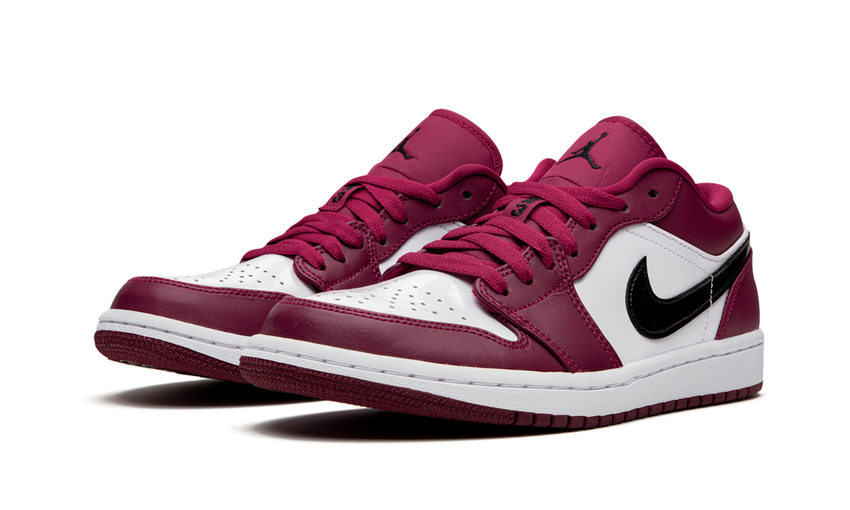 1 Low "Noble Red" 553558 604