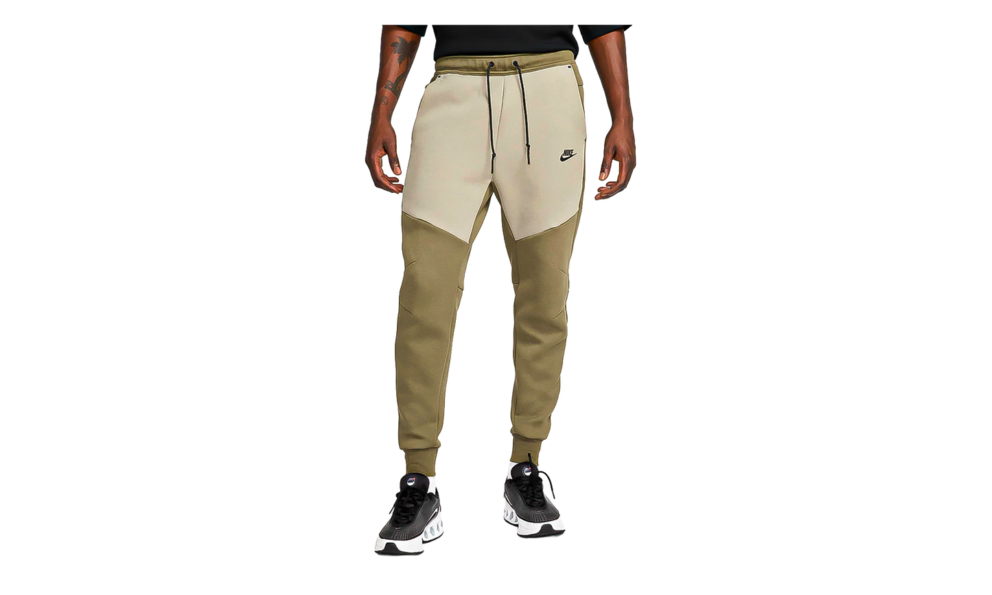 Tech Fleece Joggers "Medium Olive / Light Army / Black" HV0959 222